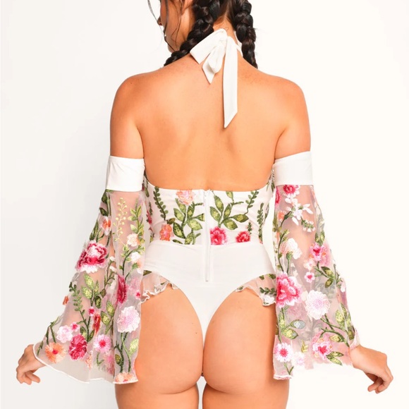 Floral RAVE bodysuit outfit - Picture 3 of 4